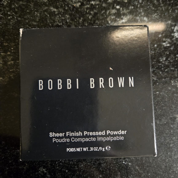 Bobbi Brown Other - Bobbi Brown Sheer Finish Pressed Powder Color Soft Porcelain